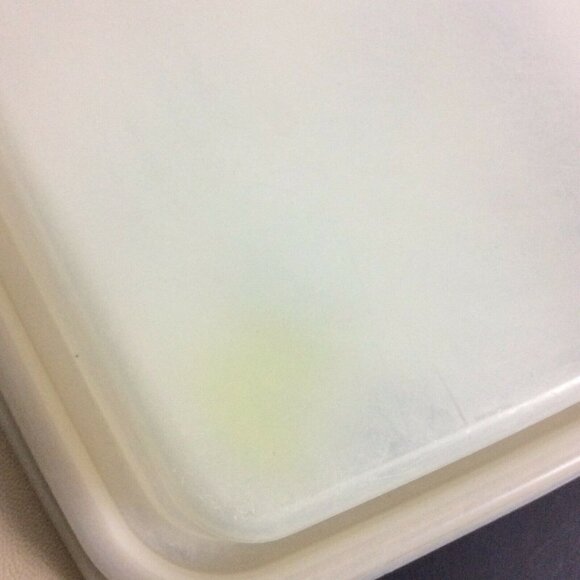 Tupperware Deviled Egg Carrier Keeper Beige Tan 723-2 and 722-2 - Picture 8 of 8